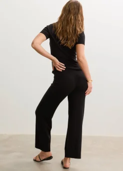 The Softsculpt Knit Tee